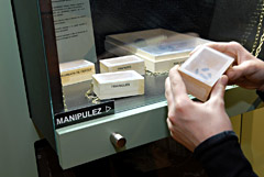Mus&eacute;e dans lequel on peut manipuler des objets de la pr&eacute;histoire